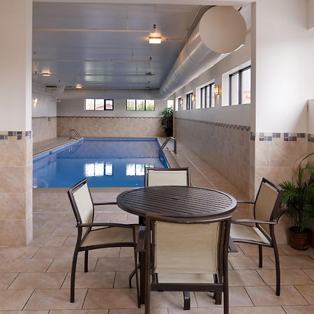 Holiday Inn Express Crestwood By Ihg Экстерьер фото
