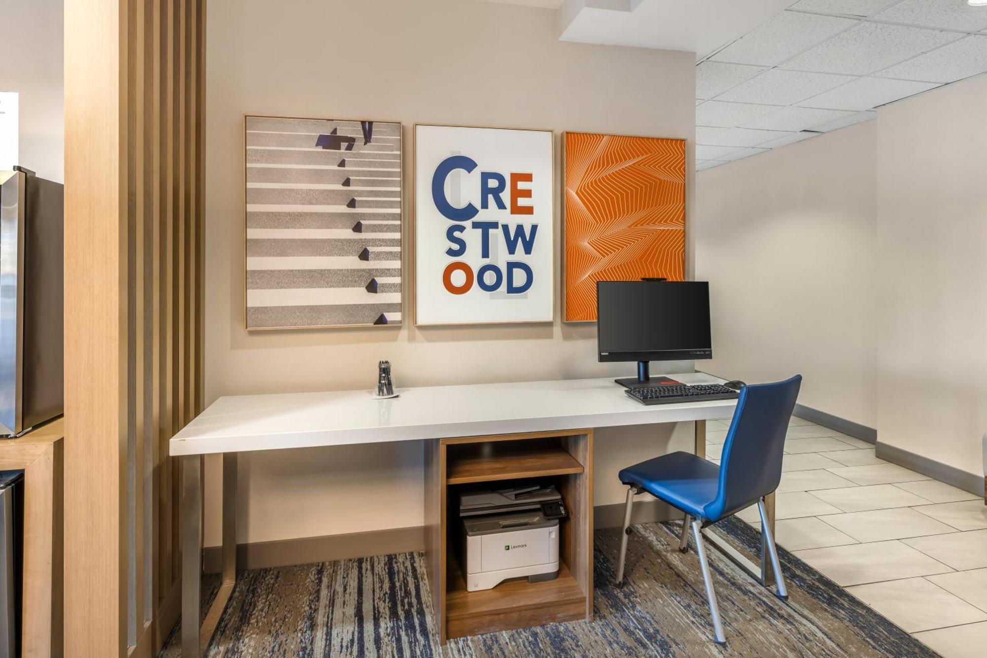 Holiday Inn Express Crestwood By Ihg Экстерьер фото