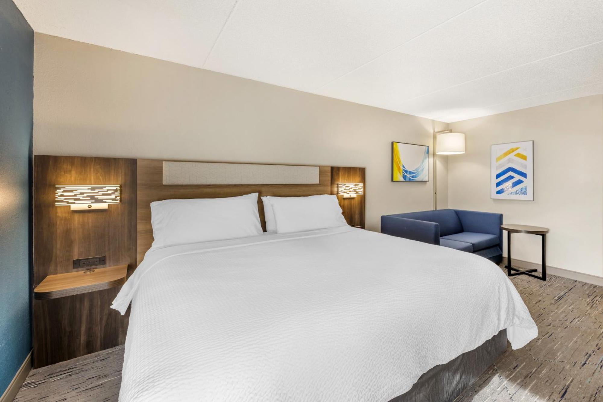 Holiday Inn Express Crestwood By Ihg Экстерьер фото